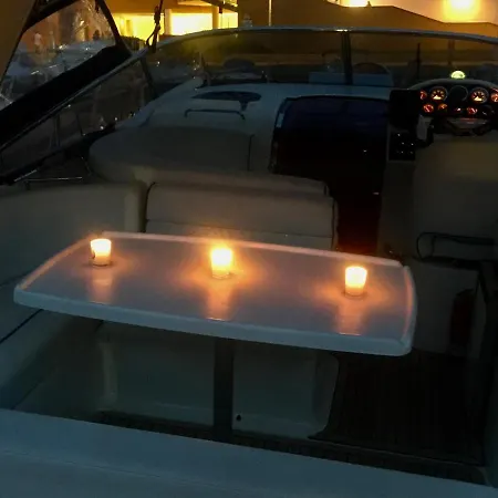 Yacht Night - In Love *